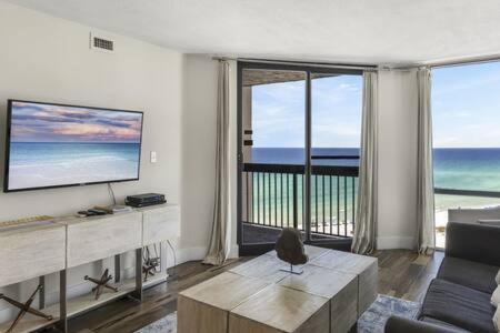 The Scallop By Brightwild-Beachfront Condo 데스틴 외부 사진